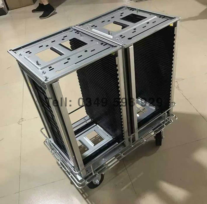 Giá để bảng mạch PCB (Magazine Rack) loại nhỏ. Thiết kế khung kim loại chắc chắn, gọn nhẹ, dễ dàng đặt trên bàn thao tác.