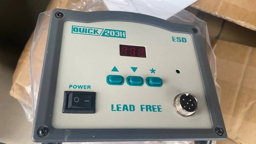 Máy hàn quick 203H với màn hình LED hiển thị nhiệt độ và thiết kế chuẩn ESD
